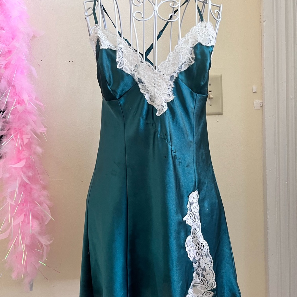 Vintage Fredericks of Hollywood slip.
